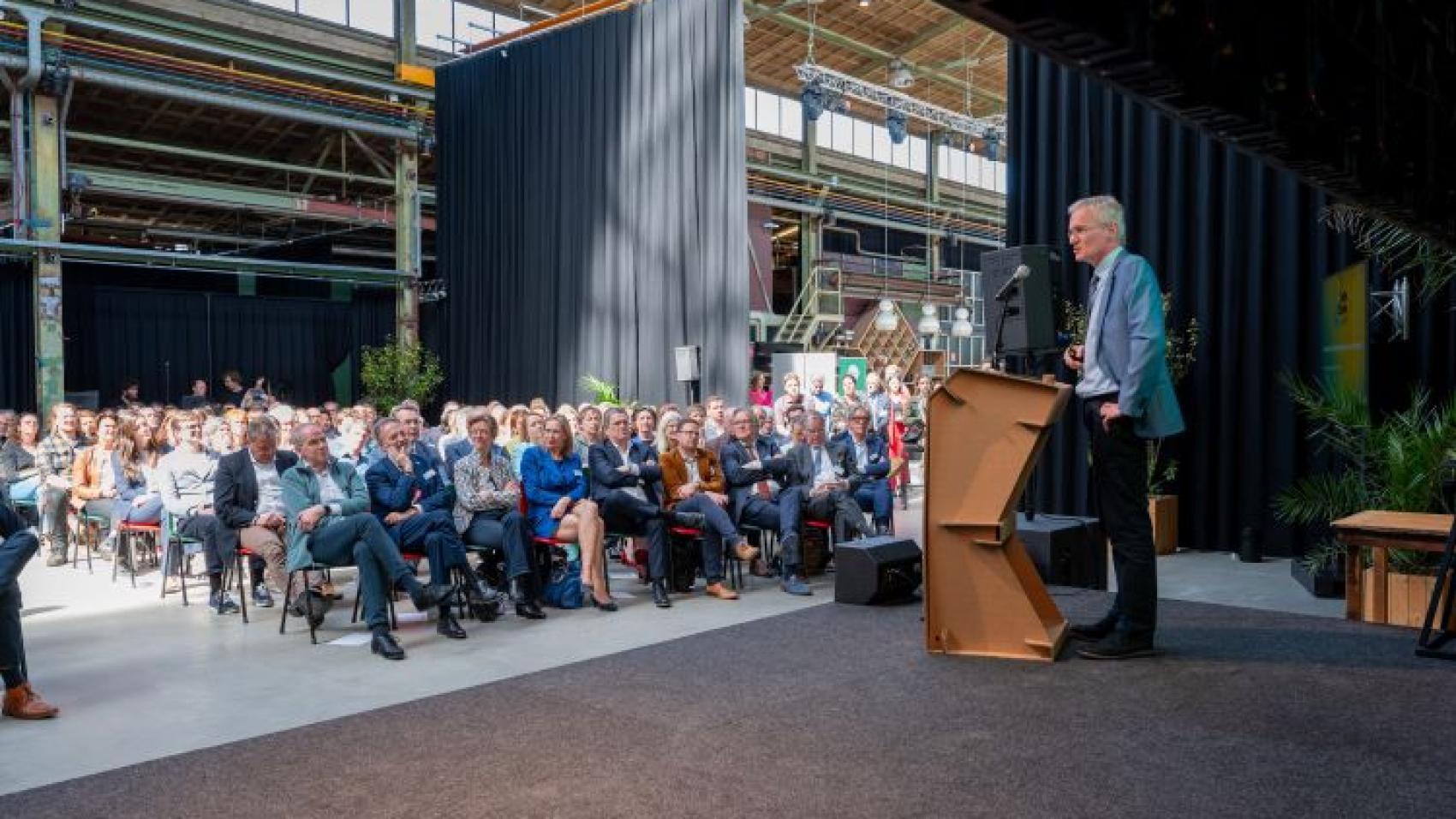 Ruim 250 genodigden maken kennis met Delta Climate Center